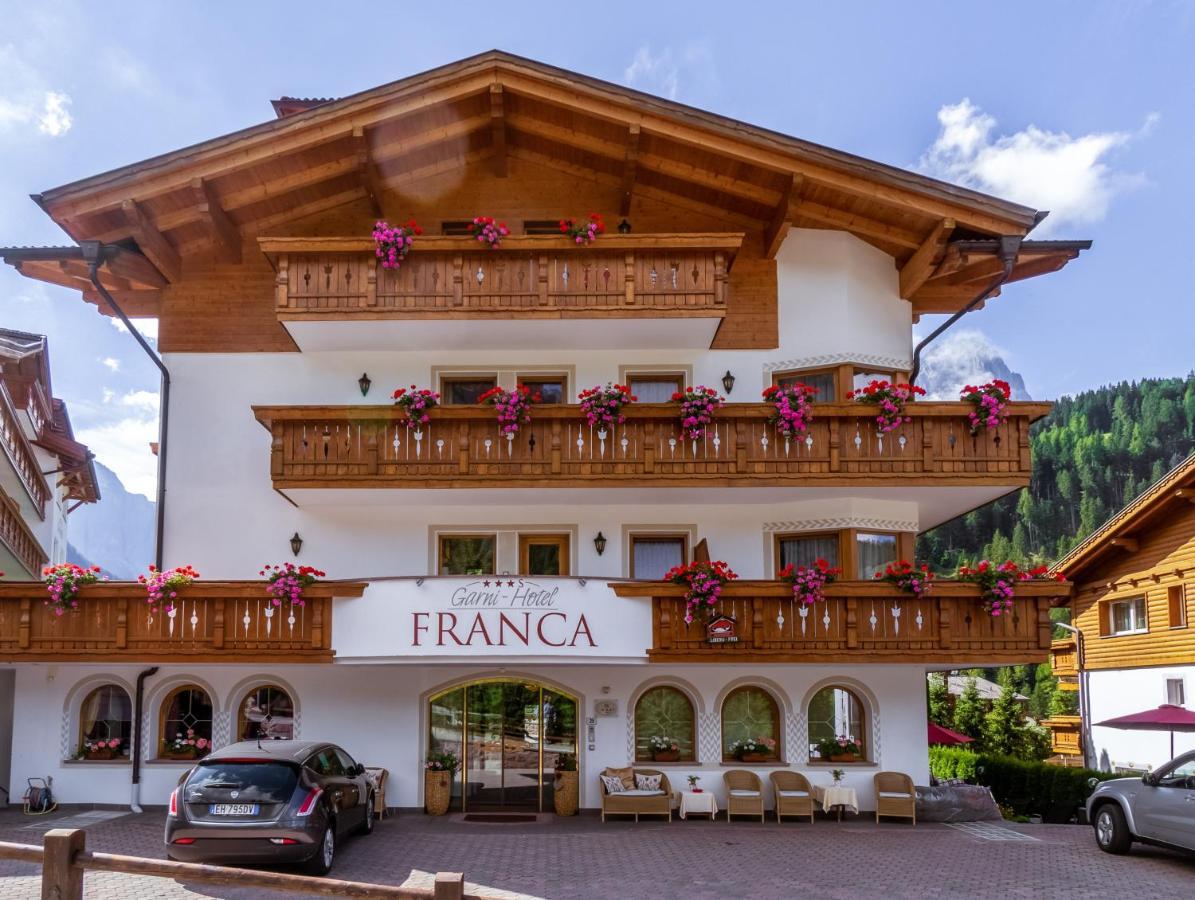 Garni Franca B&B 塞尔瓦迪加尔代纳山谷 外观 照片
